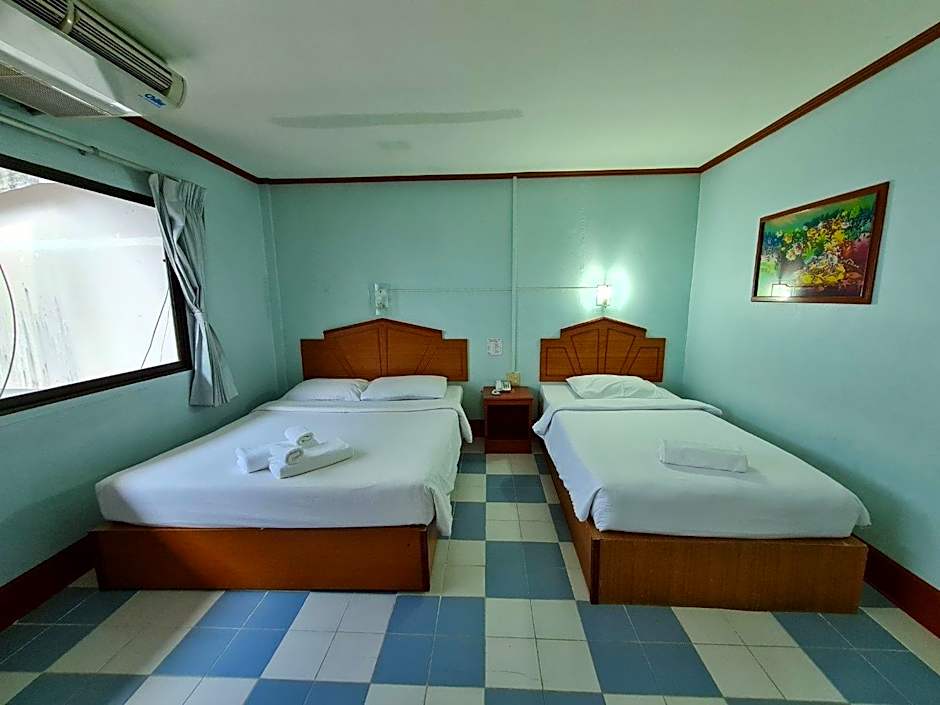(Phu-Nga Hotel)
