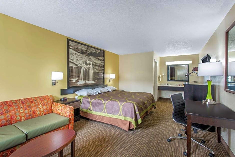 Super 8 by Wyndham Florence