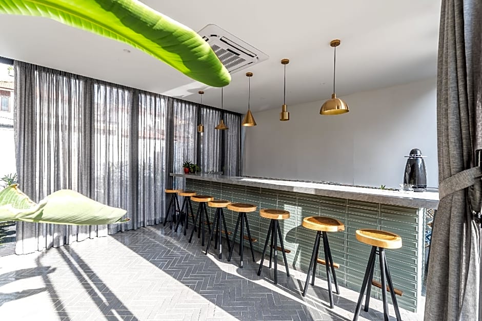 Tien Terrace Macalister