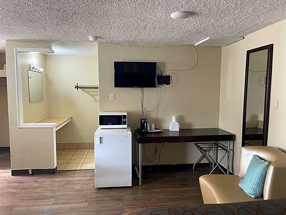 Safari Motel