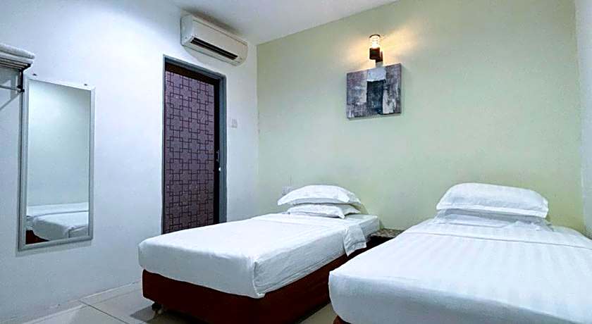Green Hotel