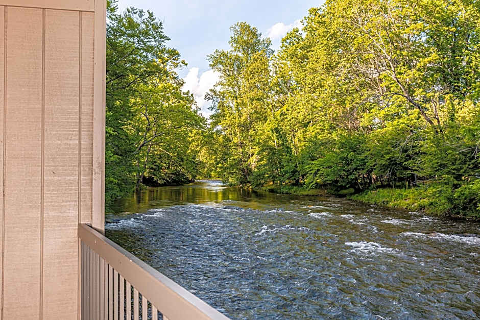 Rivers Edge Motel