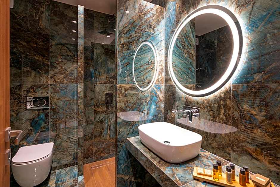 FLOARA DI MUNTE Forest Luxury Suites