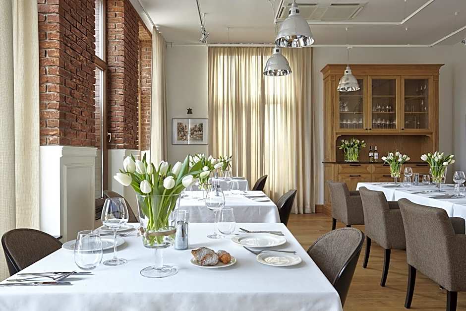 Mercure Wiazowna Brant