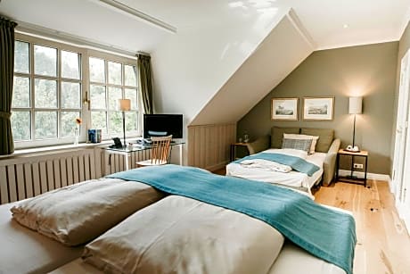 Comfort Double Room with Garden View