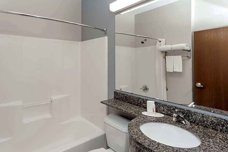 Microtel Inn & Suites By Wyndham Elkhart