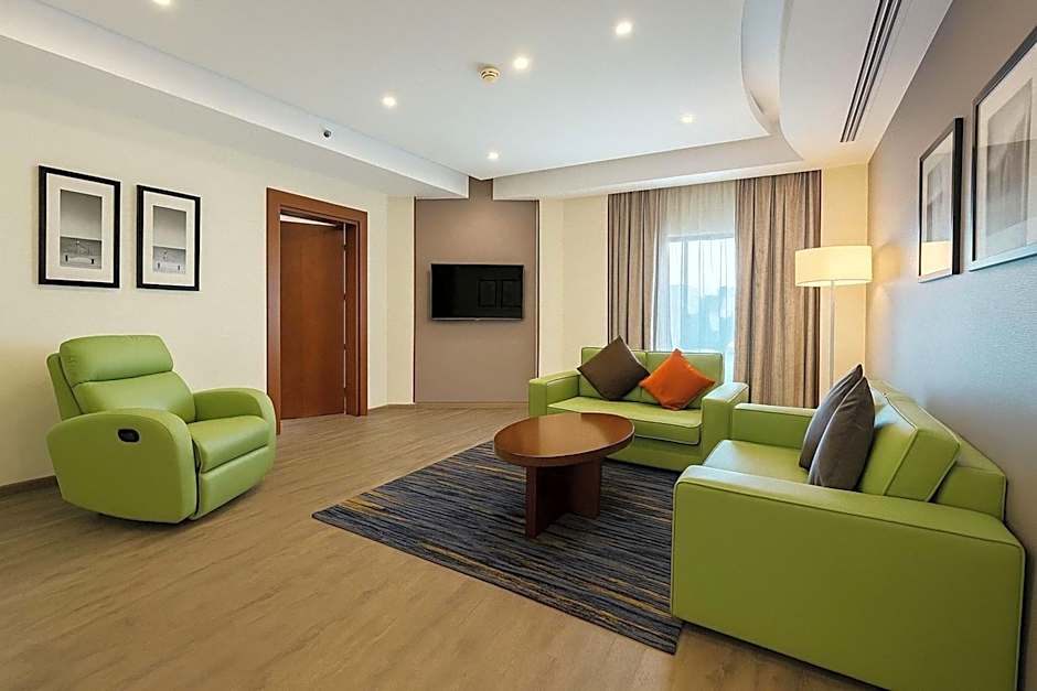 Photo 1 of 6 of 1 Bedroom Suite
