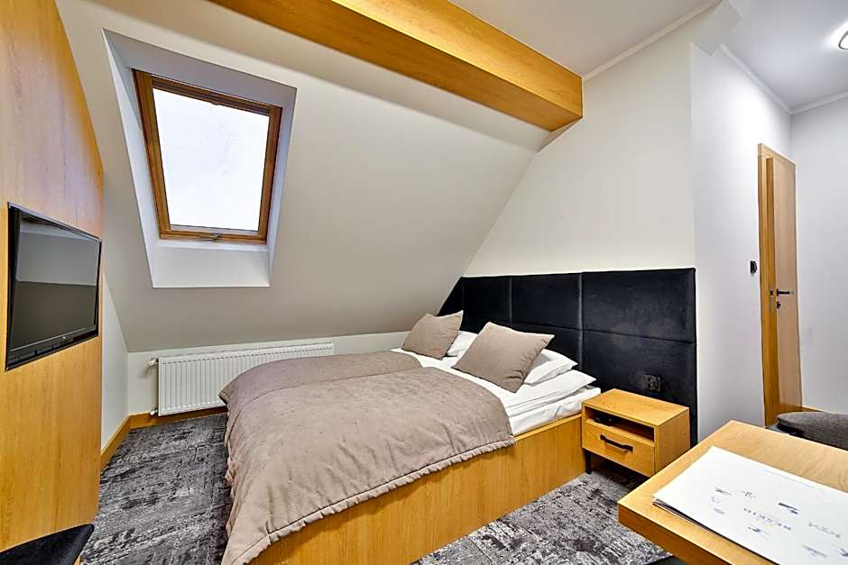 Hotel Kompleks Beskid z basenem i stokiem narciarskim - blisko Babiej Góry