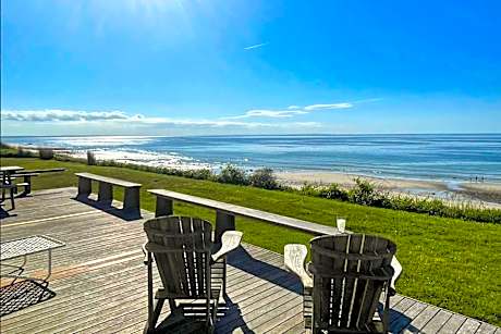 Cliff House Beach Retreat