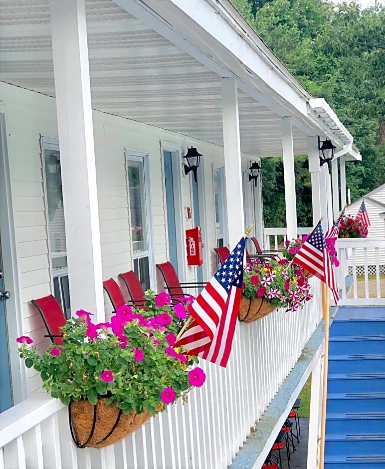 Seacoast Motel