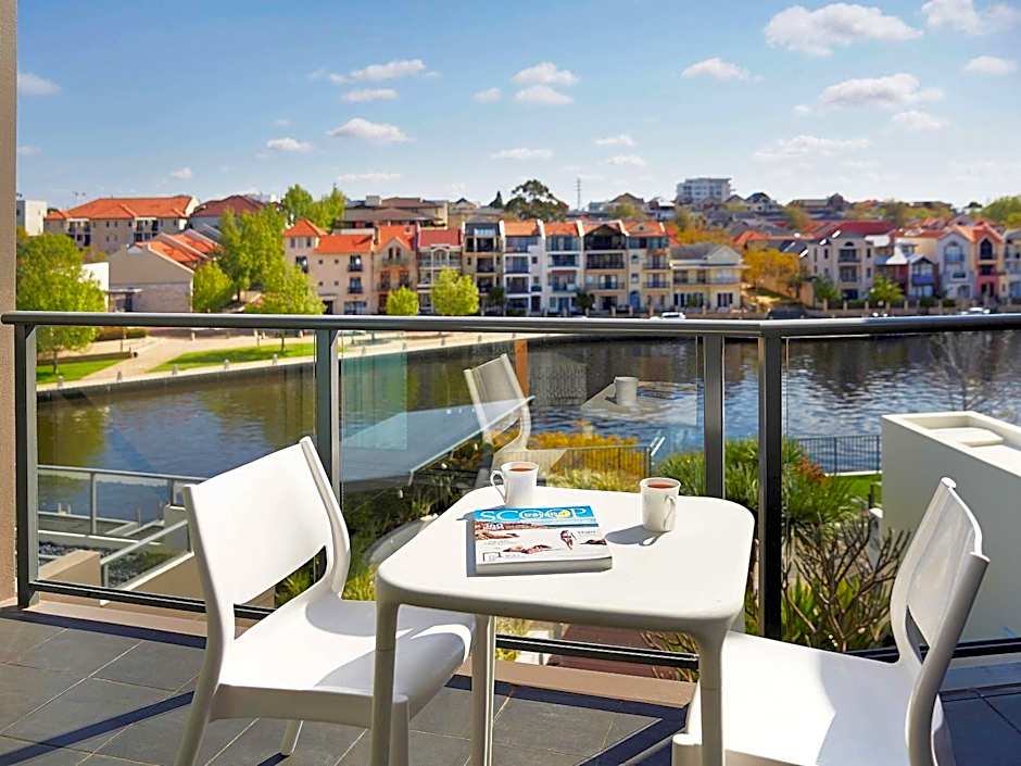 East Perth Suites Hotel