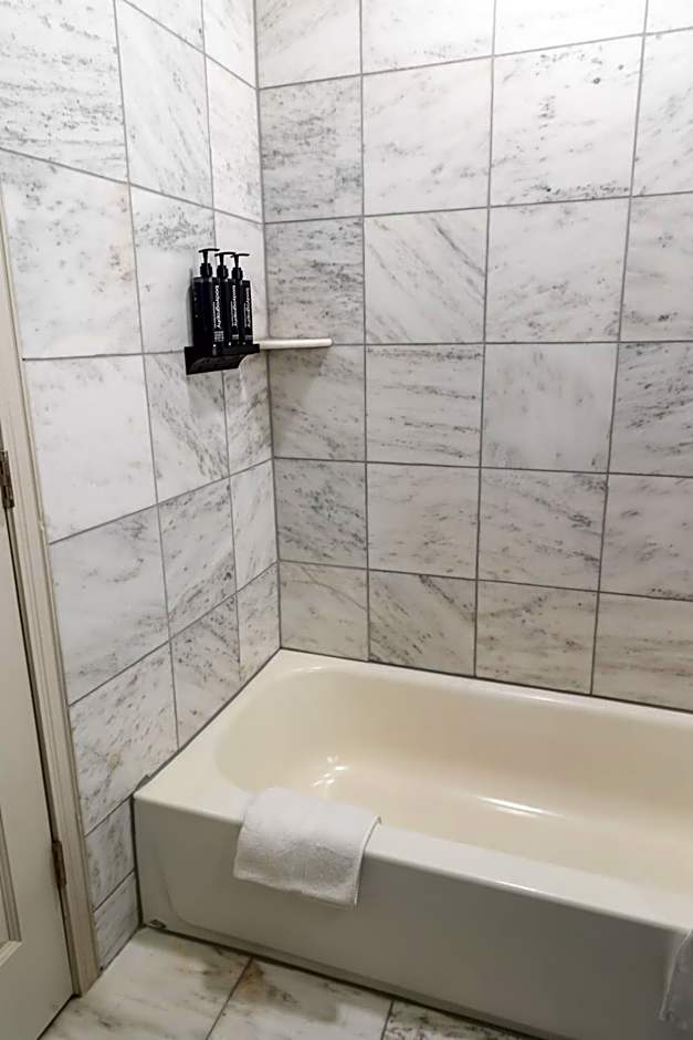 Inn On St. Ann, A French Quarter Guest Houses Property