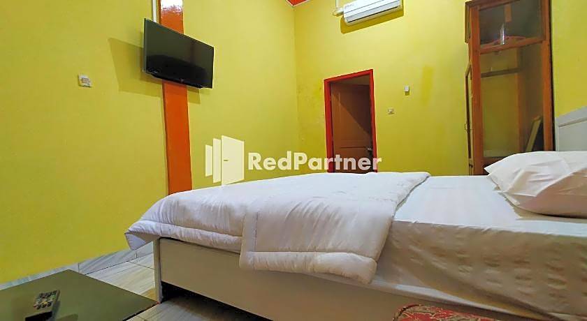 Hotel Hing Amimah near Bau Bau Port RedPartner