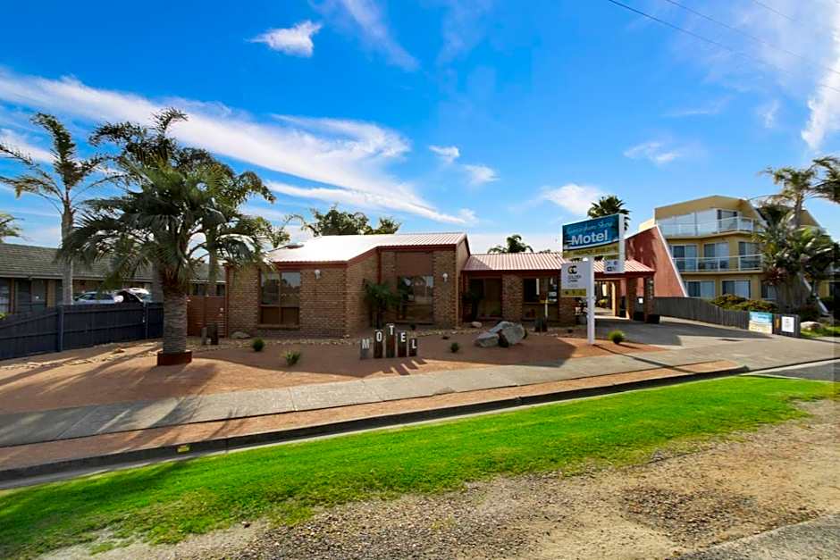 Cunningham Shore Motel