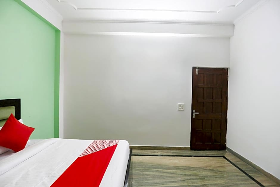 Paradise Pearl Hotel by OYO Rooms – Noida, DC