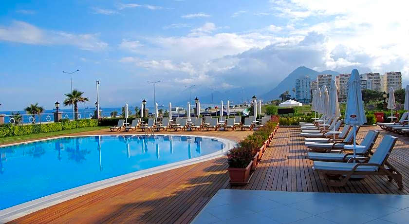 Crowne Plaza Antalya By IHG