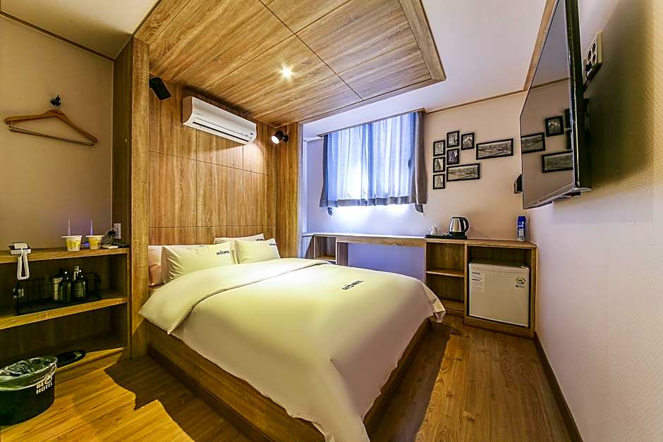 64 INN Hotel