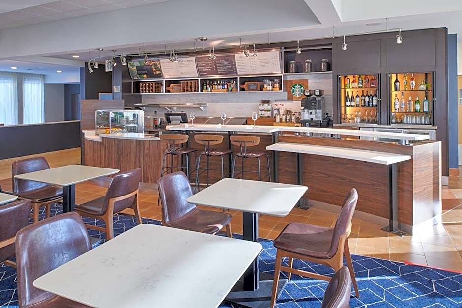 Courtyard by Marriott Chicago Lincolnshire