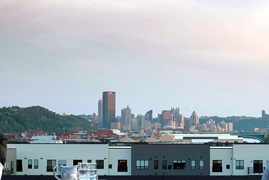TRYP by Wyndham Pittsburgh/Lawrenceville