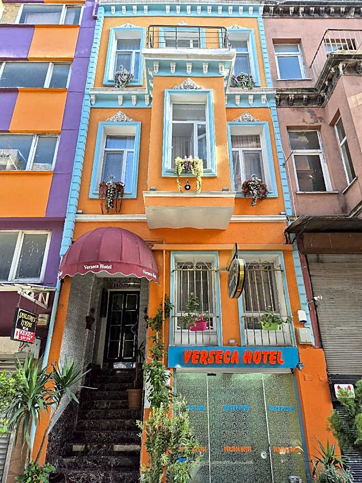 VERSECA HOTEL