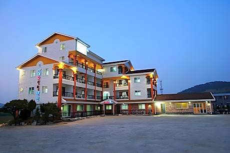 Gyeokpo Seohae Oceanville Pension