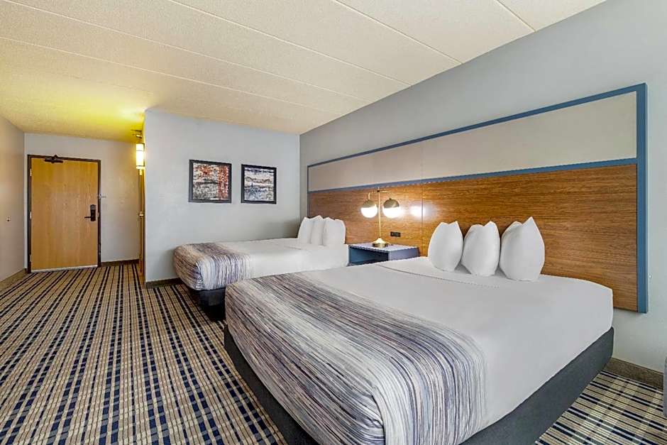 AmericInn by Wyndham Chamberlain - Conference Center