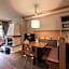 Post Alpina - Family Chalets Dolomites