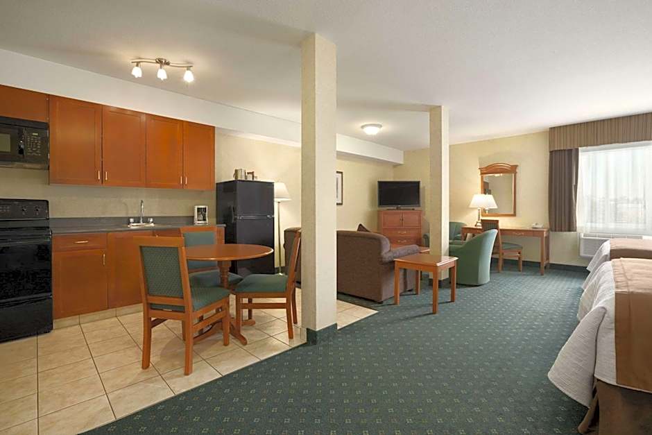 Travelodge by Wyndham Strathmore