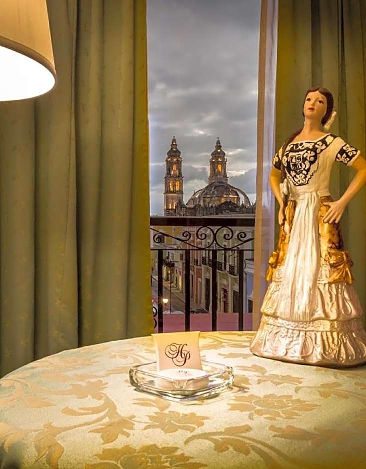 Hotel Plaza Colonial