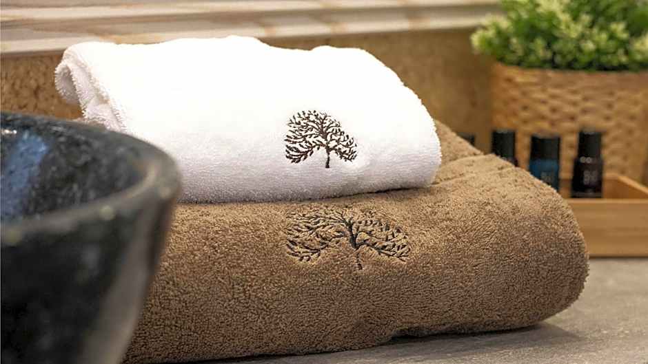 Hotel Haaga Central Park