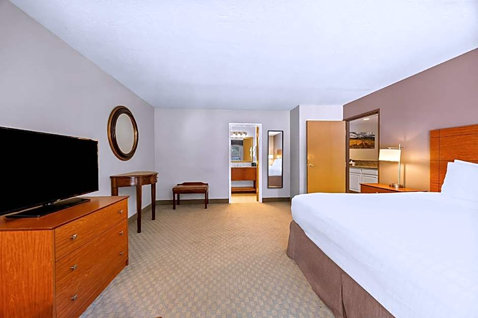Best Western Inn At The Rogue