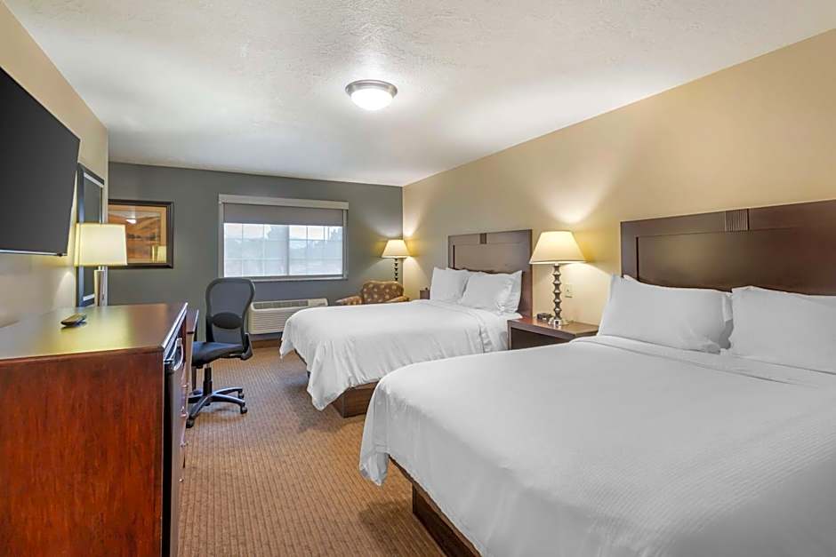 Best Western PLUS Cotton Tree Inn