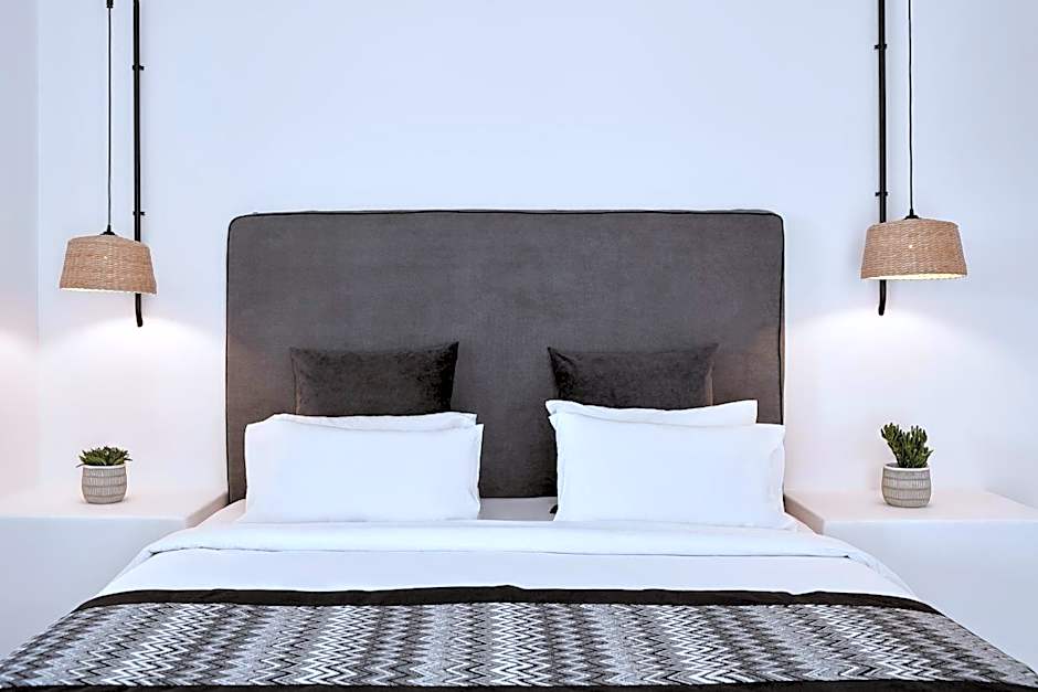 Mr & Mrs White Mykonos