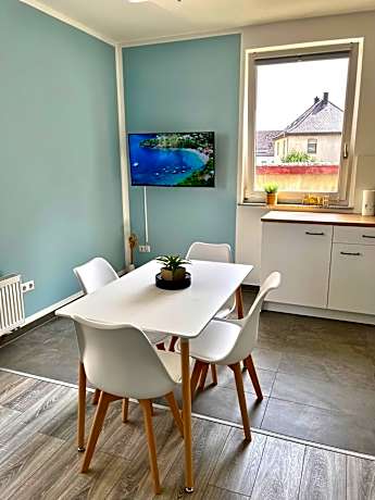 Handwerker Wohnung - WLAN - Küche - Bad - bis zu 4 Personen