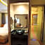 Tongyeong Gallery Hotel