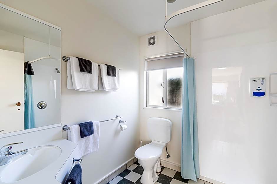 Anatoki Motel