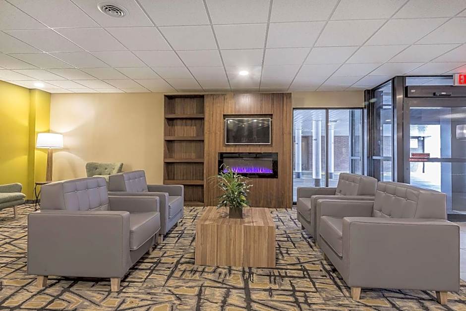 Quality Inn & Suites Windsor