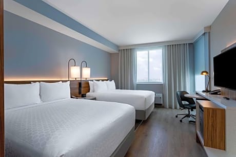 Queen Room with Two Queen Beds - Mobility Access/Non-Smoking