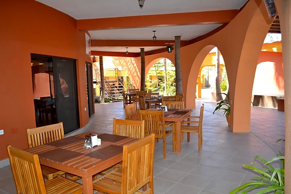 Hotel Playa Del Sol