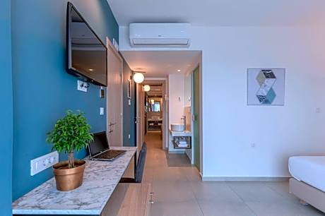 Interconnecting Quadruple Room