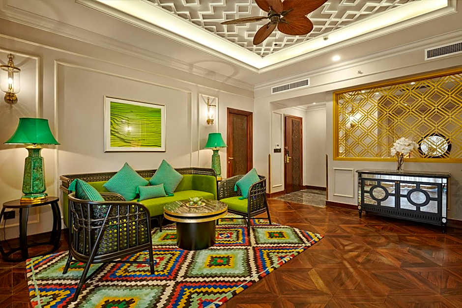 Photo 1 of 2 of Presidential Suite