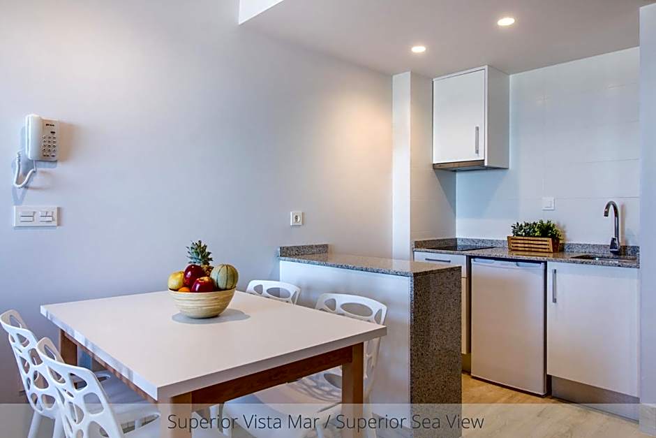 Apartamentos La Era Park