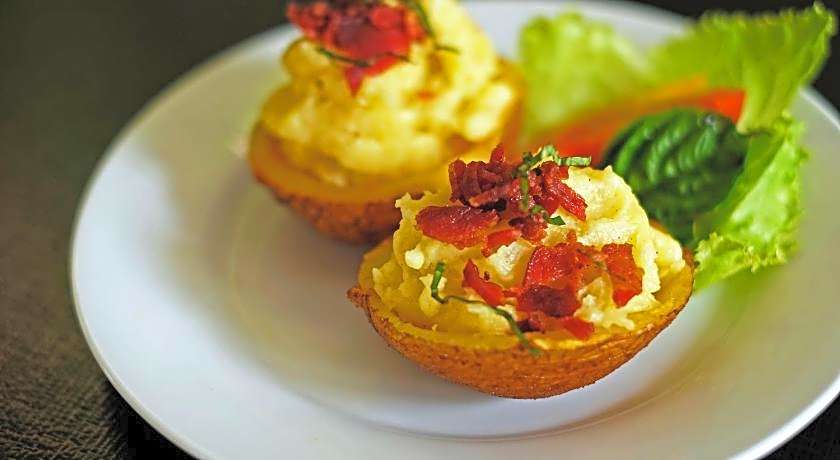 Bali Chaya Hotel Legian