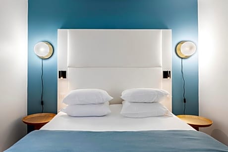 Standard Double Room (no view)