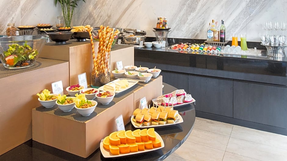 Holiday Inn Bangkok By IHG