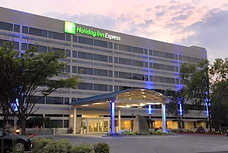 Holiday Inn Express Boise University Area