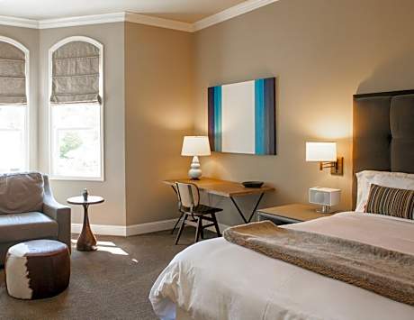 Luxury King Room