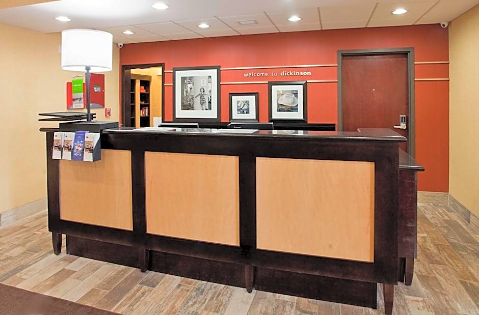Hampton Inn By Hilton and Suites Dickinson ND