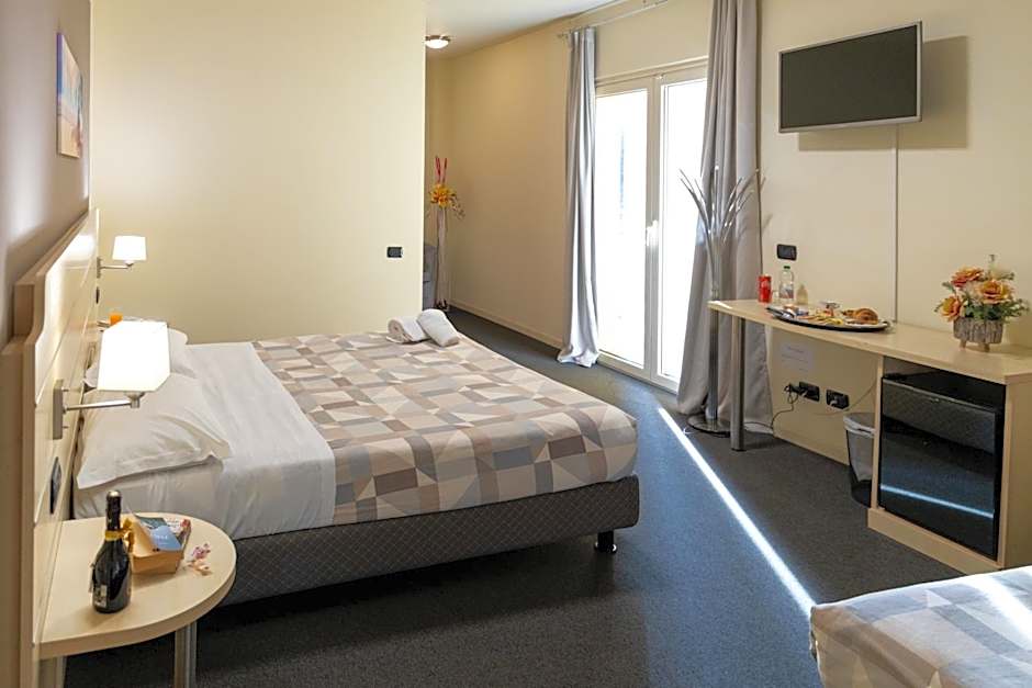 Hotel Giallo