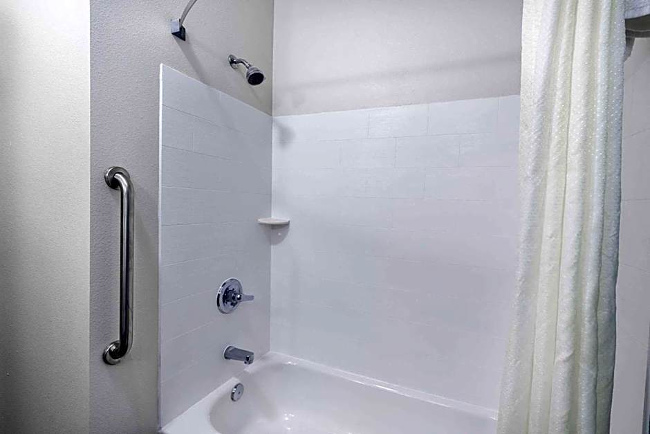 Sleep Inn & Suites Washington near Peoria